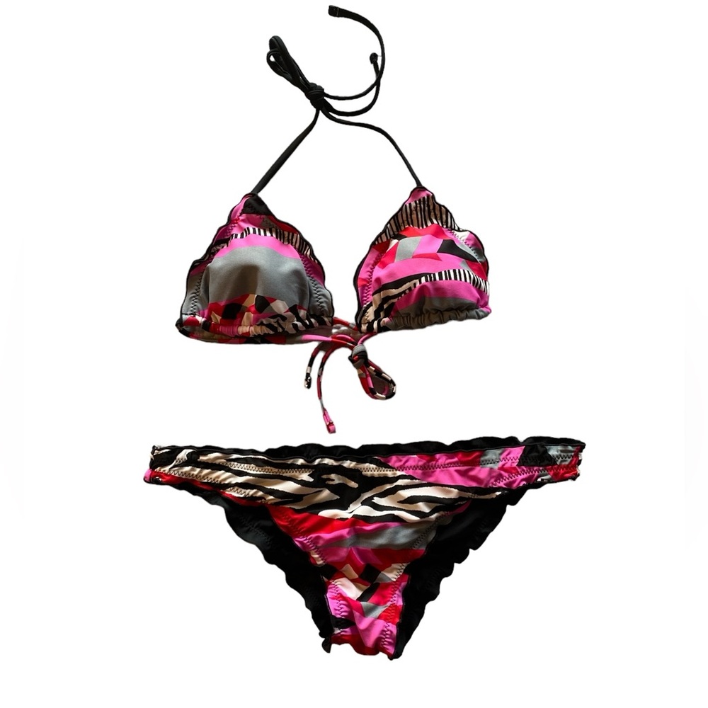 Adorable Reversible RuffledSwimwear Bikini String Top Full Back Great Condition! - Picture 8 of 8